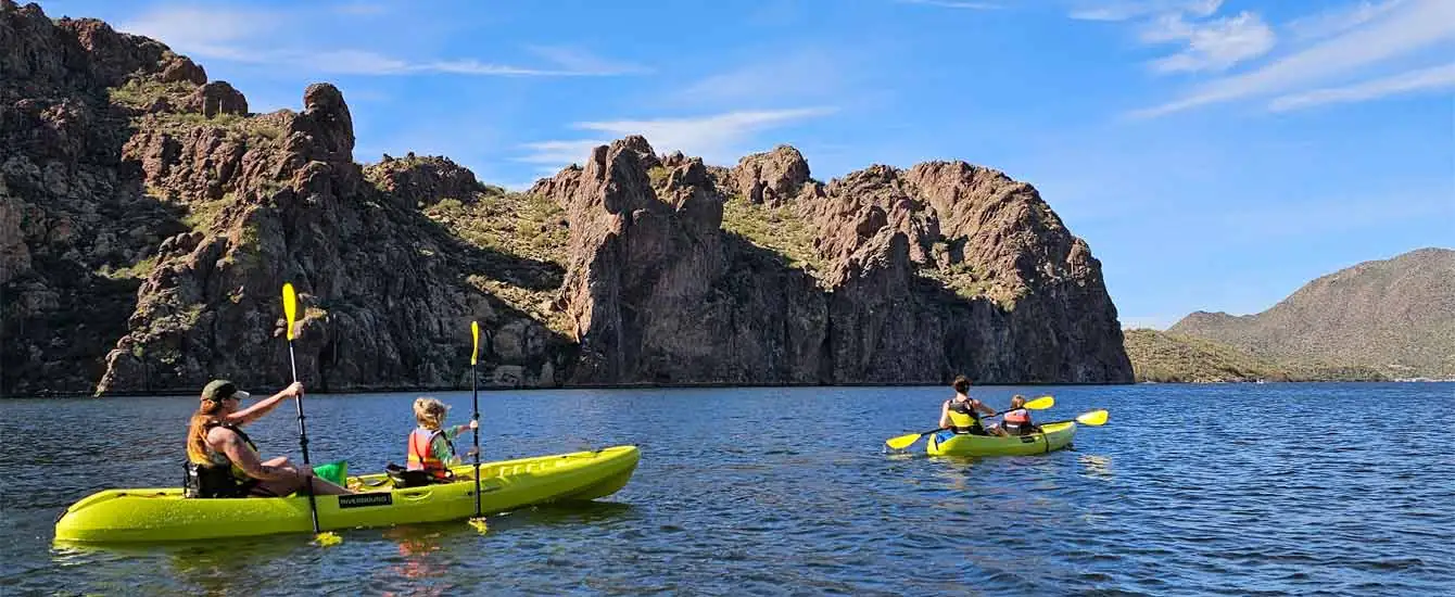 Mothers and daughters Kayaking Tour at Saguaro Lake just outside Scottsdale and Mesa, Arizona. Come join Riverbound on one of our Phoenix area tours.