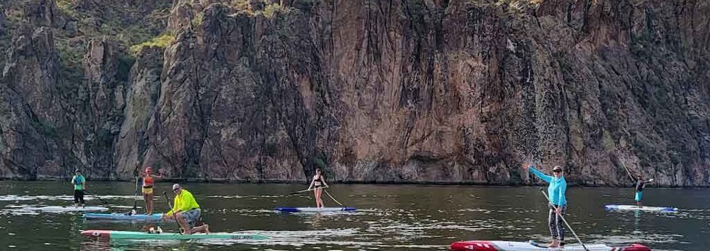 Sunday morning hot lap crew at Saguaro Lake.